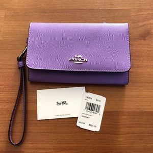 NWT Coach Crossgrain Leather Flap Phone Wallet